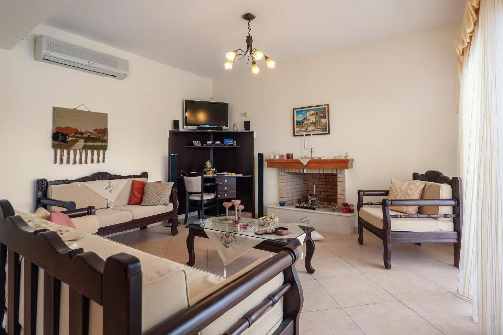 Triopetra Luxury Villas Fournou Lago Habitación foto